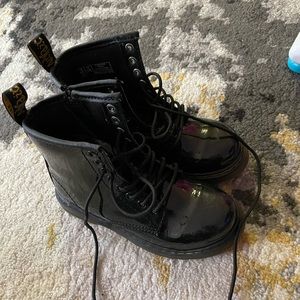 Black patent leather Dr. martens boots 11